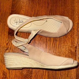 Life Stride espadrilles